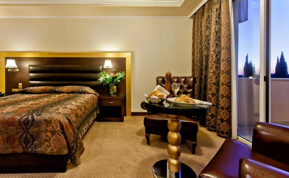 Kouros Hotel Драма Екстер'єр фото