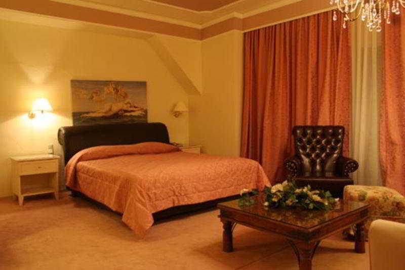 Kouros Hotel Драма Номер фото